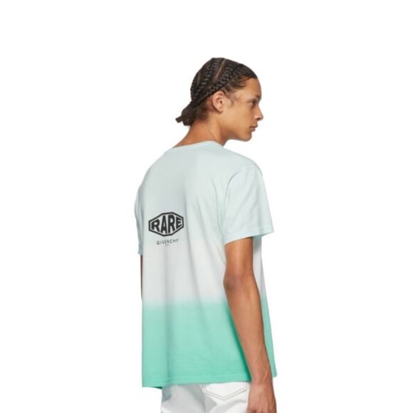 AUTHENTIC ✨ Givenchy Gradient Studio Logo T-shirt
Mint Green - Picture 7 of 9